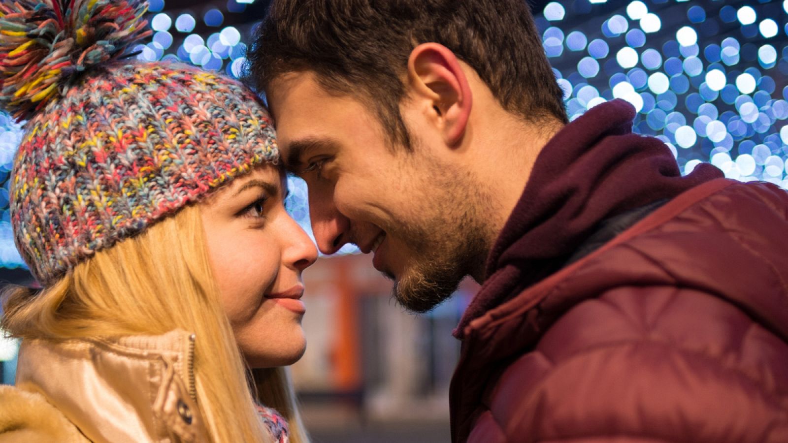 Los científicos han medido los efectos del amor tanto a nivel central (cerebral) como periférico (cardíaco, muscular y de sudoración).