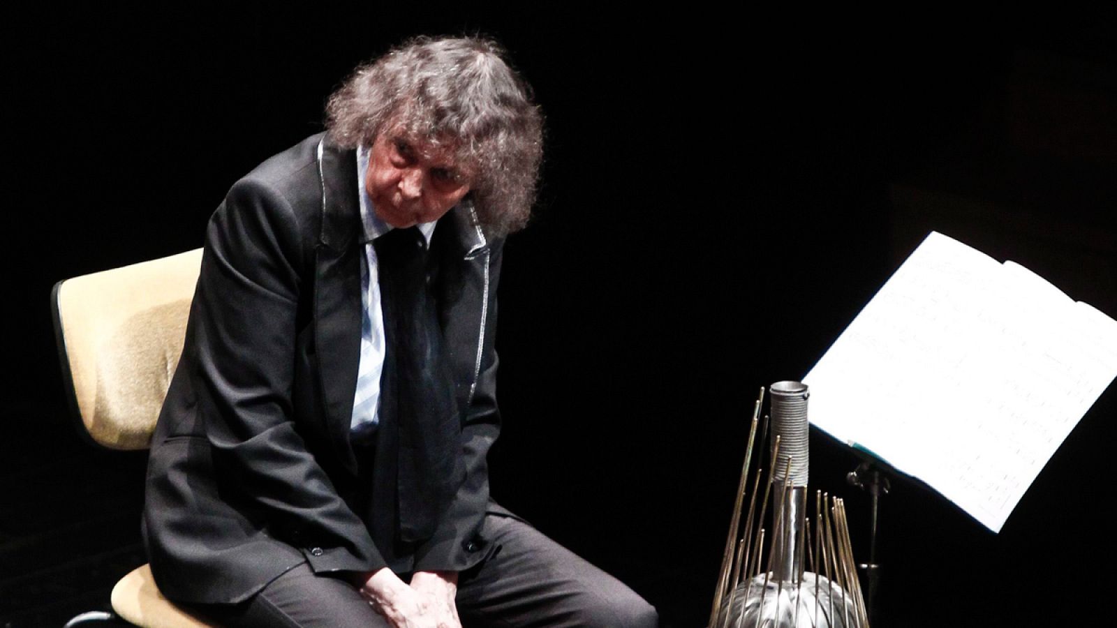 La compositora Sofia Gubaidulina, durante un ensayo en Lisboa en 2011