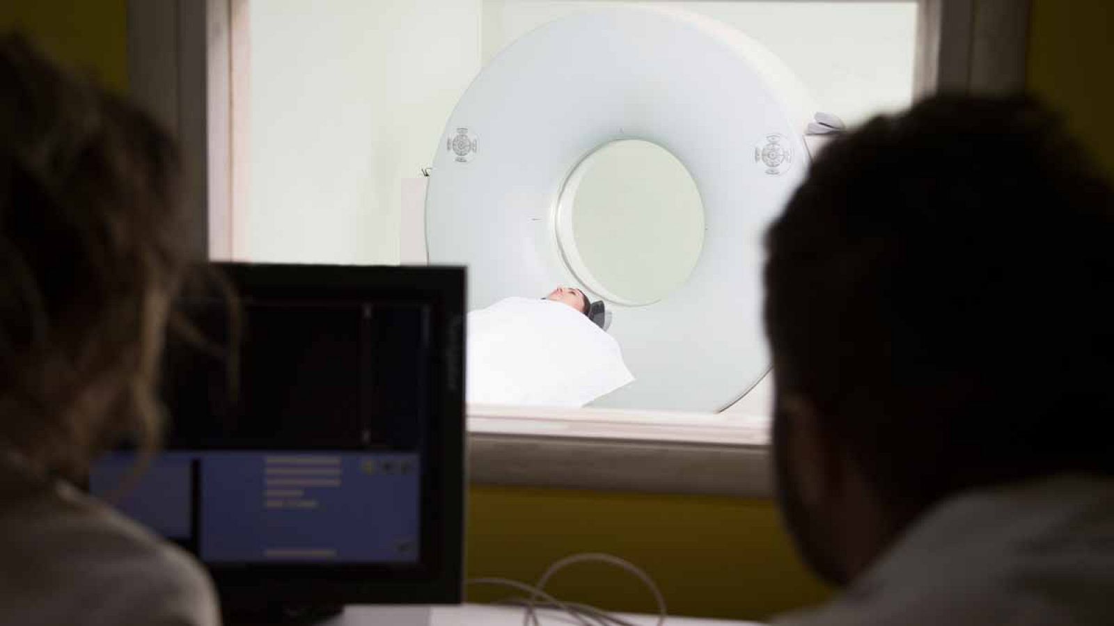 Cada año se diagnostican en España unos 3.500 nuevos casos de tumores cerebrales.