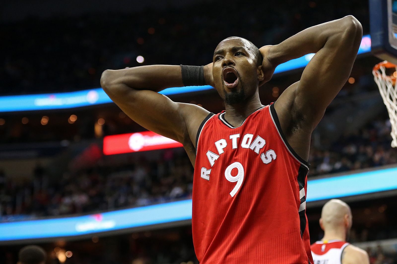 Imagen de Serge Ibaka durante el Toronto Raptors - Washington Wizards.