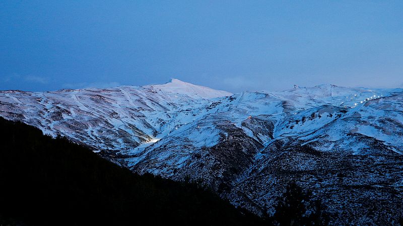 Vista general de Sierra Nevada, sede del Mundial de snowboard y freestyle.
