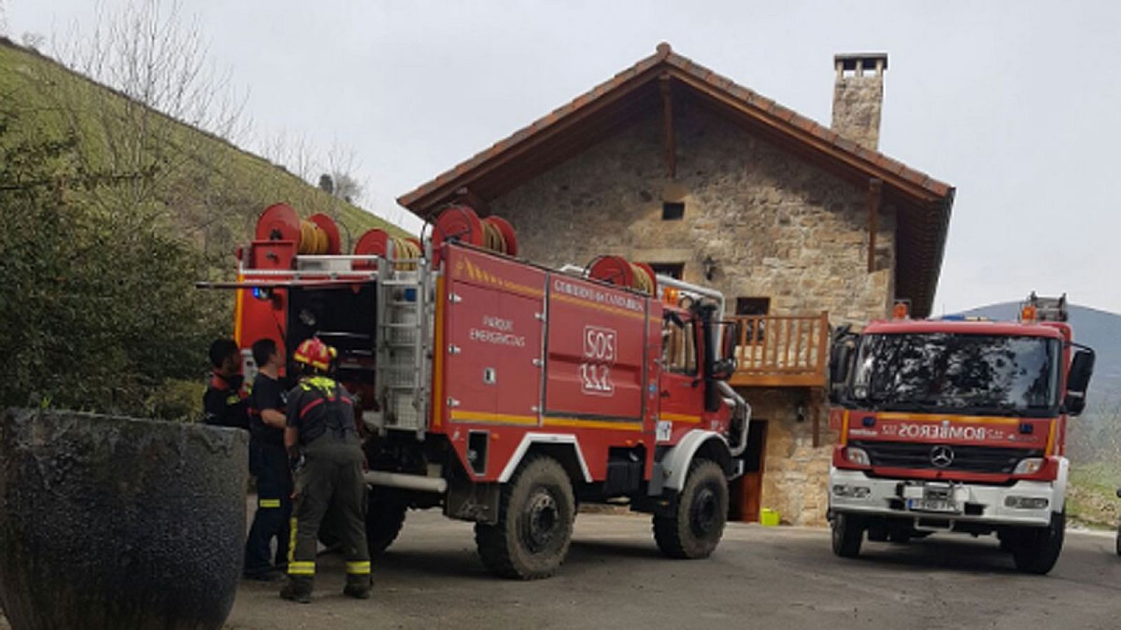 Bomberos en Lloreda, Cantabria