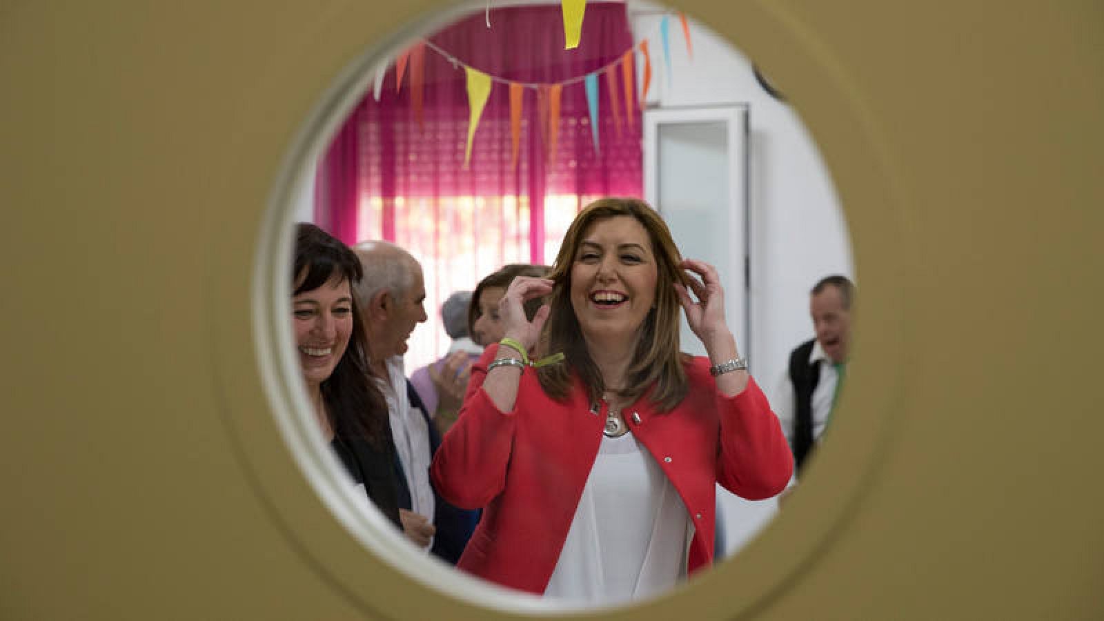 Susana Díaz visita un centro para personas con discapacidad en Brenes (Sevilla) 