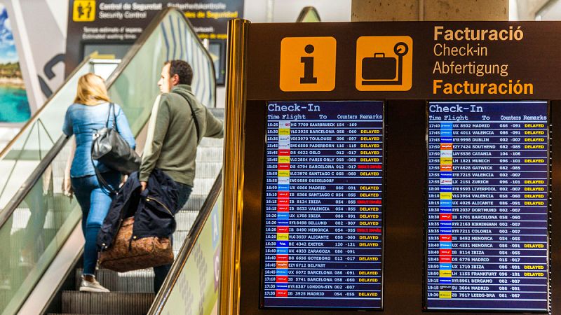 Imagen del aeropuerto de Palma el Miércoles Santo, cuando ha paralizado el despegue de sus vuelos durante más de una hora por un fallo informático