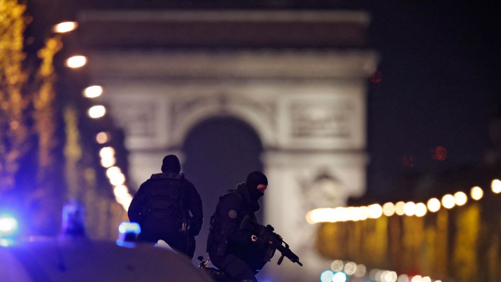 Trump dice que el tiroteo en Francia "parece otro ataque terrorista"