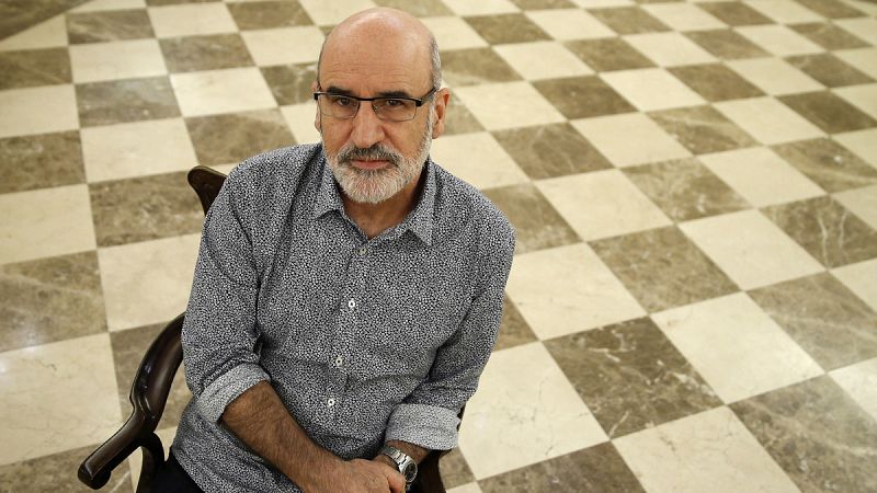 Fotografía de Archivo, tomada el 12 de septiembre de 2016, del novelista Fernando Aramburu