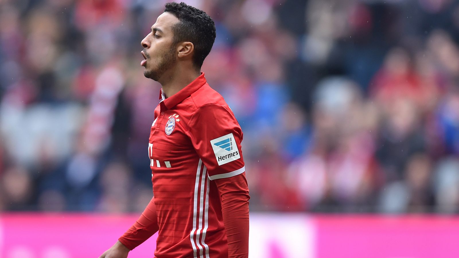 Thiago Alcántara renueva con el Bayern hasta 2021