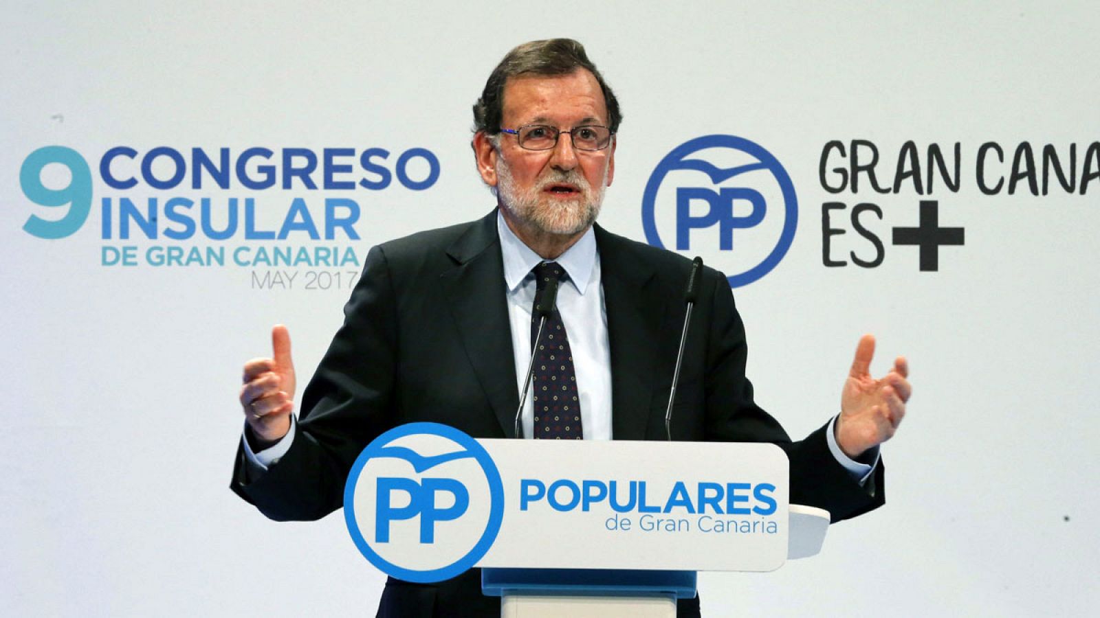 El presidente del gobierno, Mariano Rajoy, durante su intervención en la clausura del congreso insular del PP de Gran Canaria celebrado el viernes 5 de mayo de 2017 en Las Palmas.