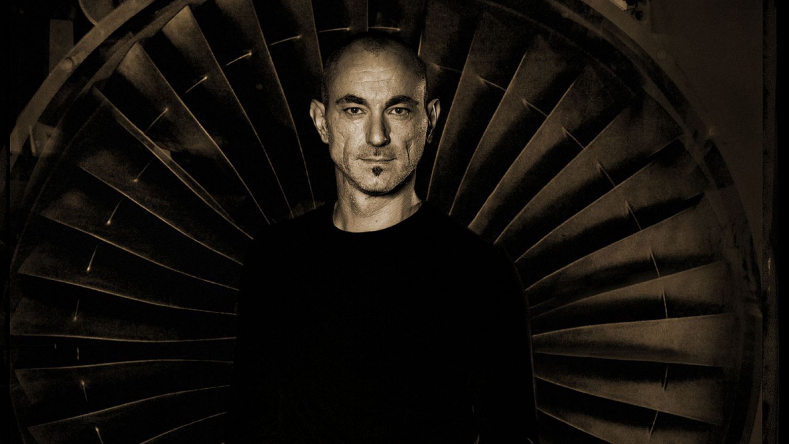 El dj Robert Miles.