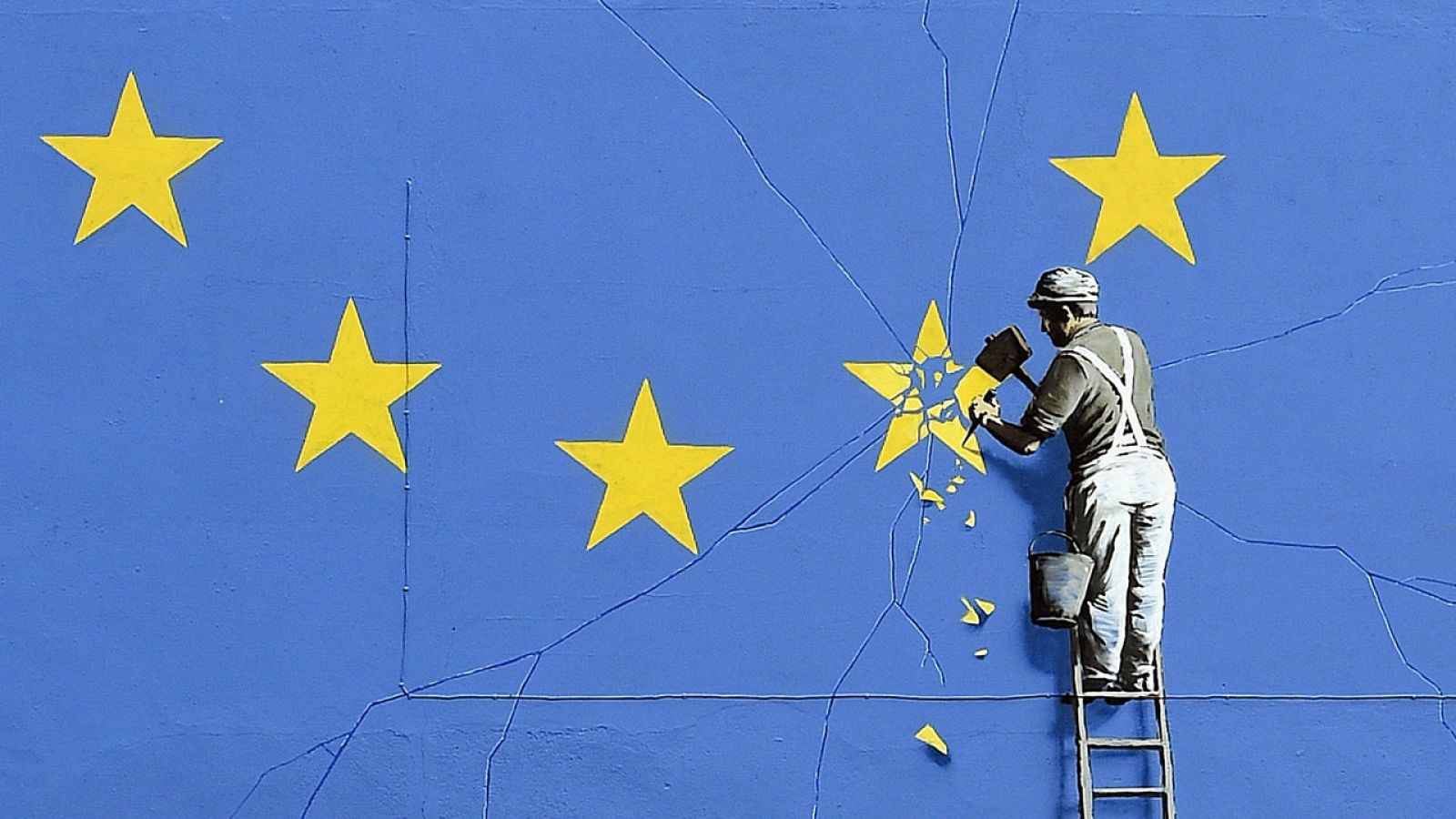 Mural de Bansky sobre la salida de Reino Unido de la UE en una fachada de la ciudad de Dover