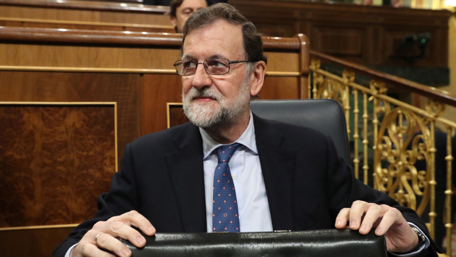 El presidente del Gobierno, Mariano Rajoy, a su llegada al Congreso
