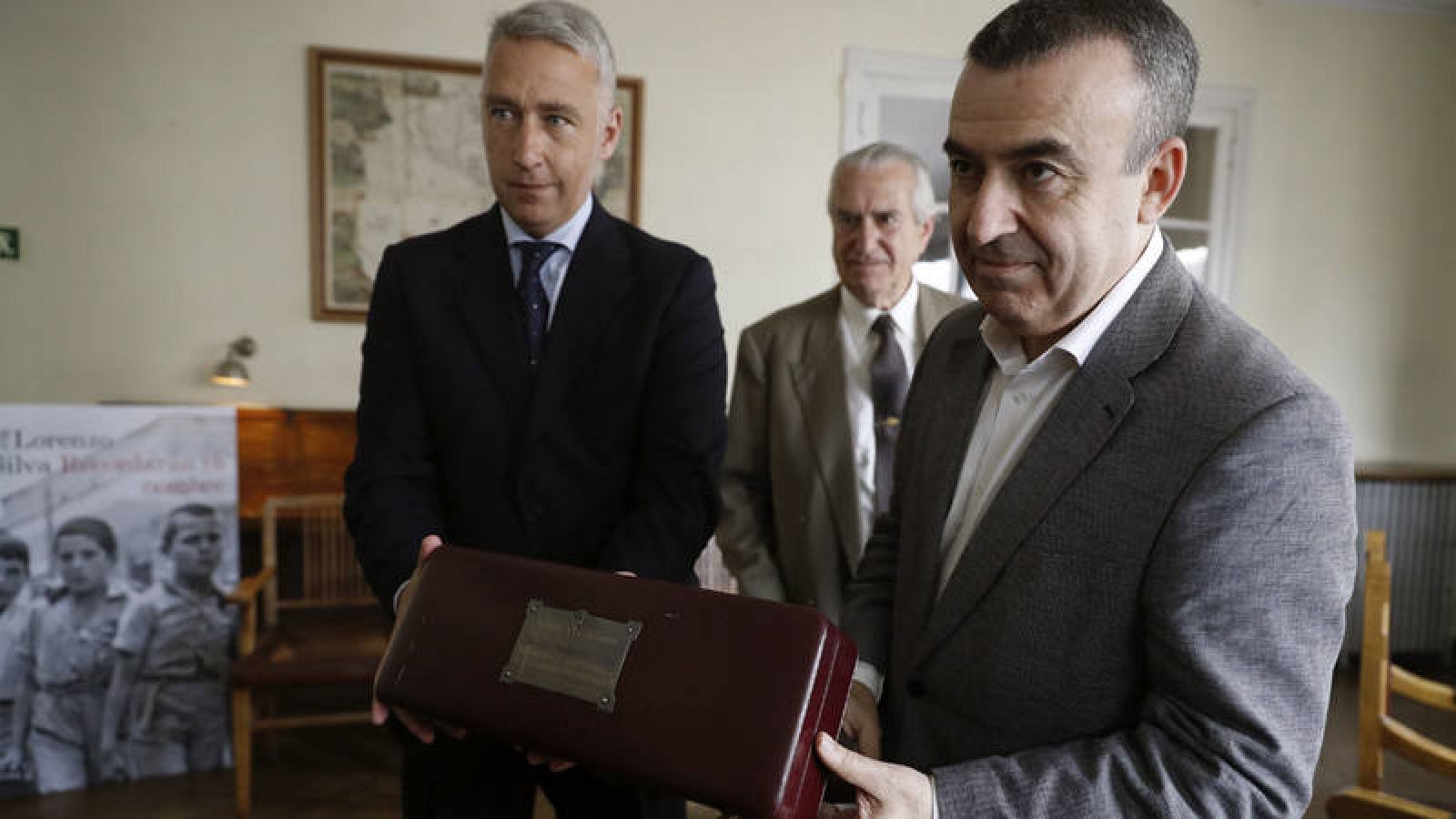 Ã¿LTIMA NOVELA DE LORENZO SILVA , "RECORDARÃ¿N TU NOMBRE"