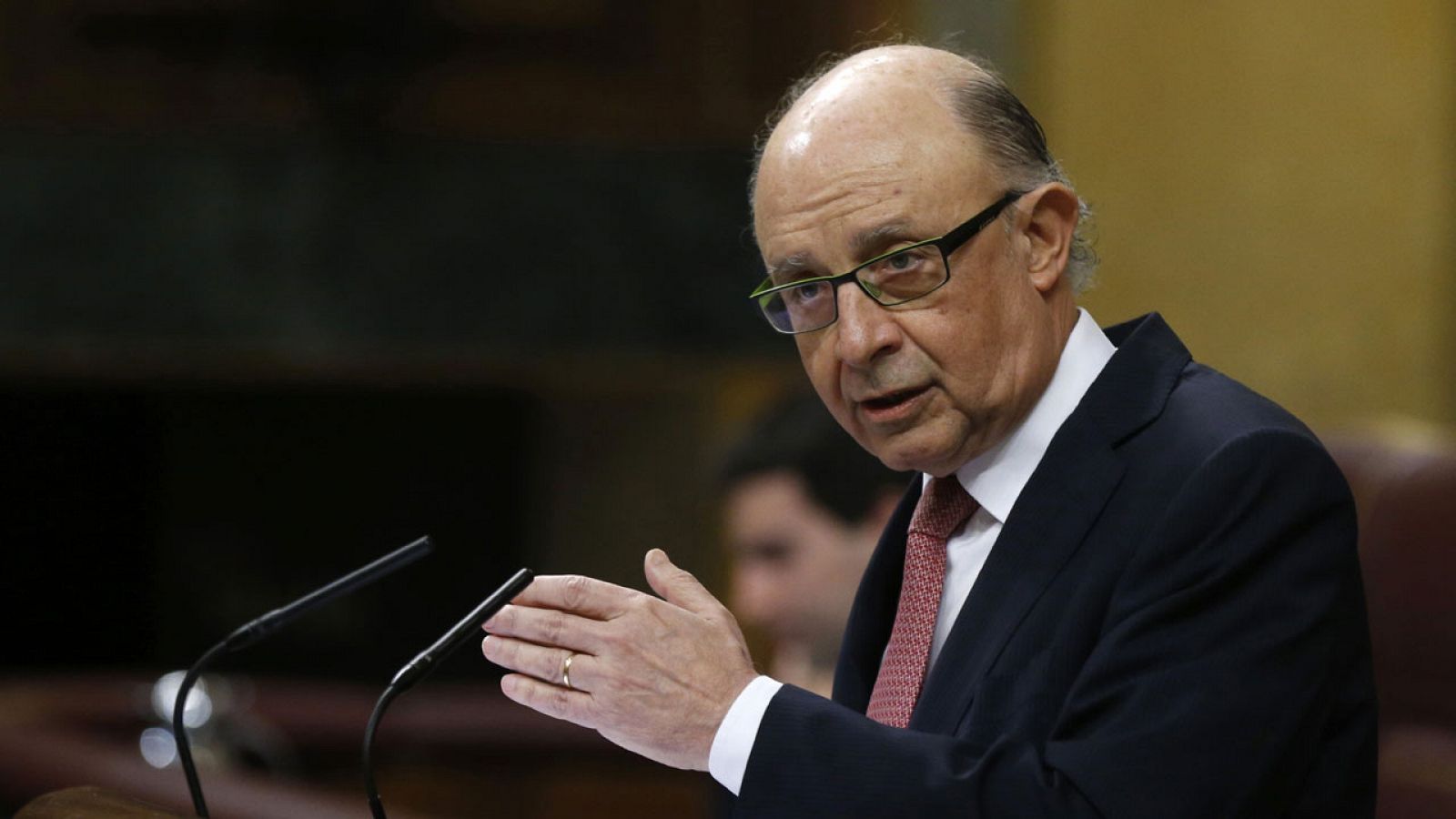 El ministro de Hacienda, Cristóbal Montoro, durante una intervención en el Congreso