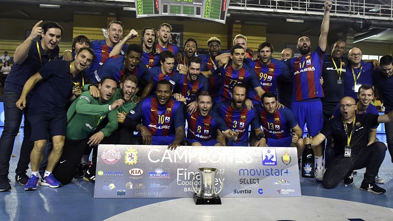 El Barça celebra su 21ª Copa del Rey de balonmano