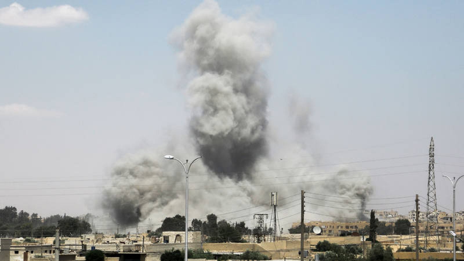  La ciudad siria de Al Raqa durante la ofensiva de los combatientes respaldados por EE.UU.