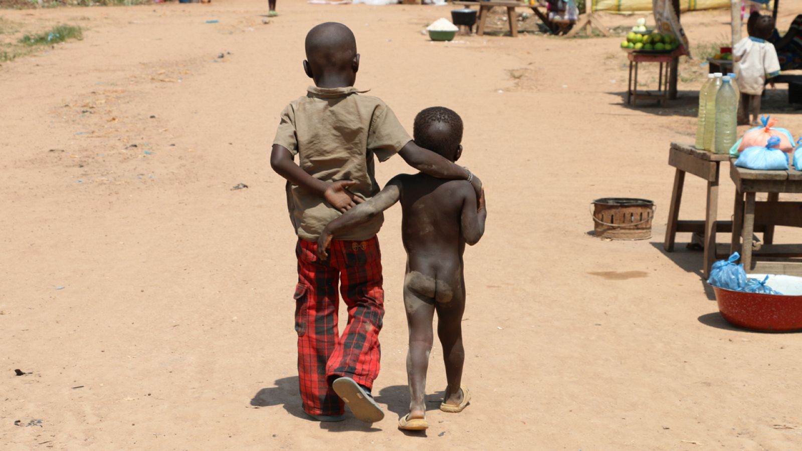 El aeropuerto de Mpoko en Bangui, República Centroafricana, es refugio de 20.000 desplazados