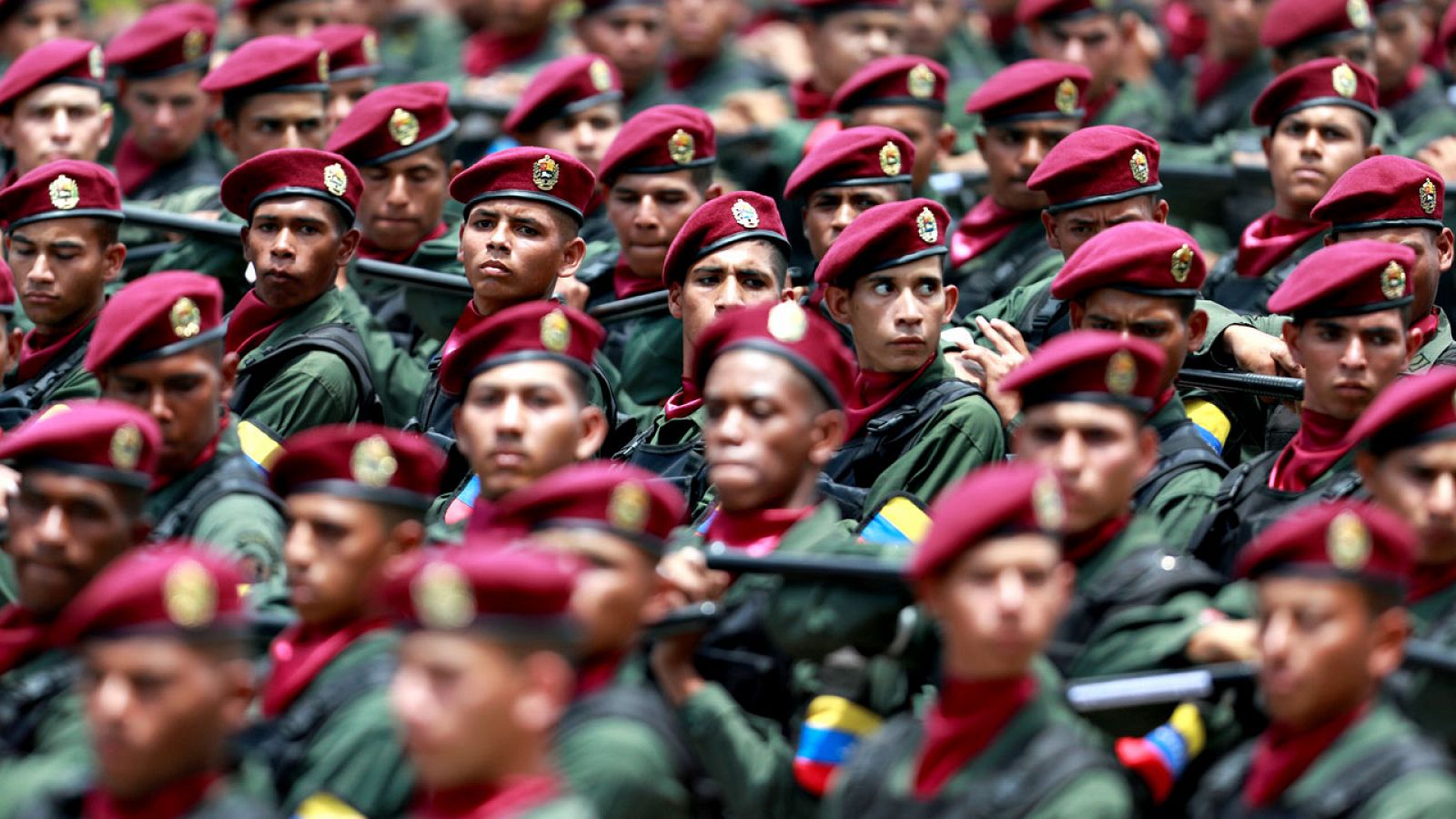 Soldados venezolanos en el desfile del Dïa de la Independencia