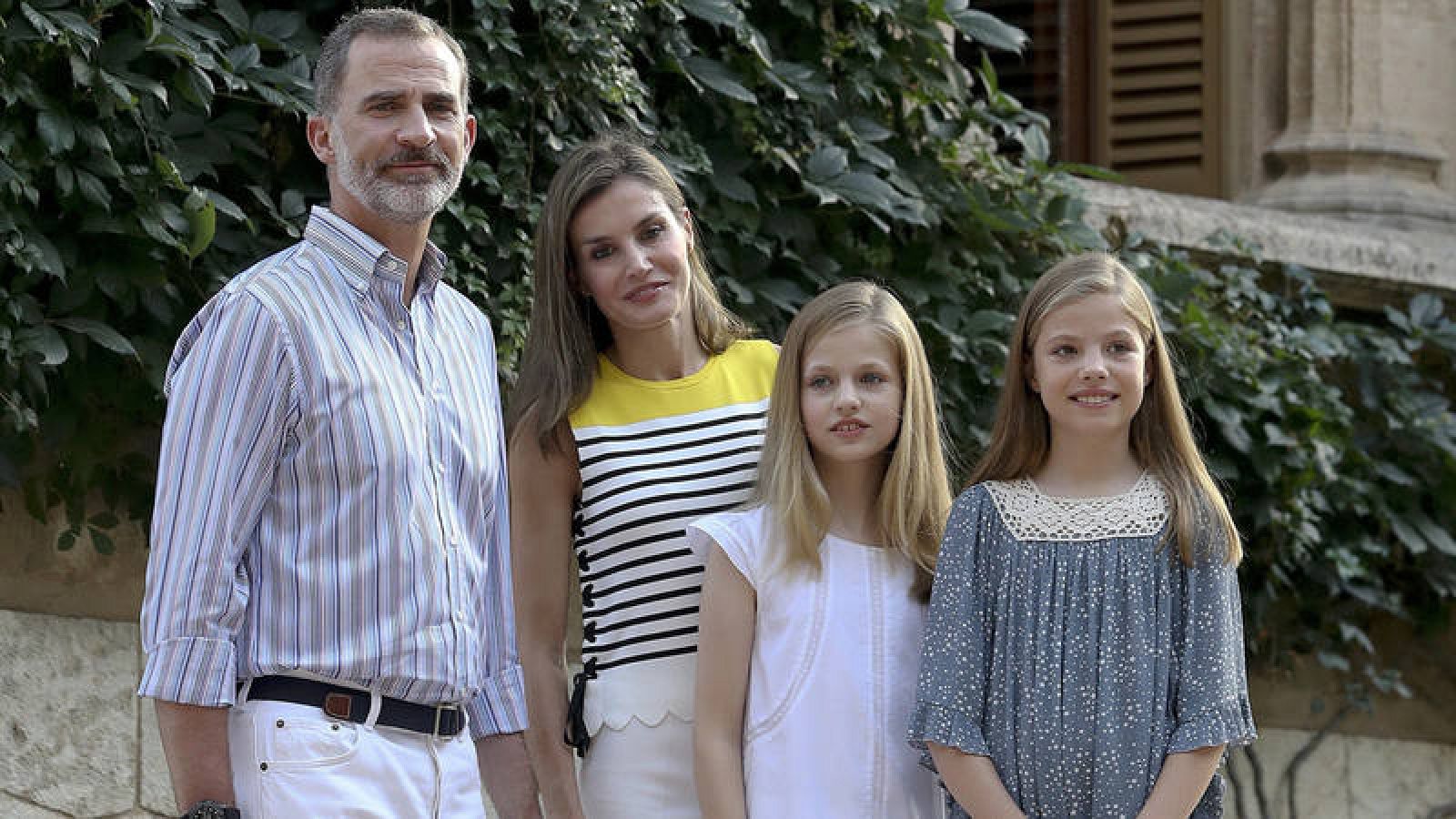 Los reyes y sus hijas, en el posado veraniego en Marivent durante las vacaciones de la Familia Real en Palma