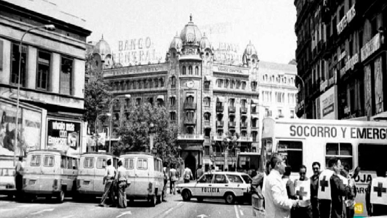 Una imagen del asalto al Banco Central, en mayo de 1981, unos hechos que relata la película que se emite esta semana en 'Historia de nuestro cine'