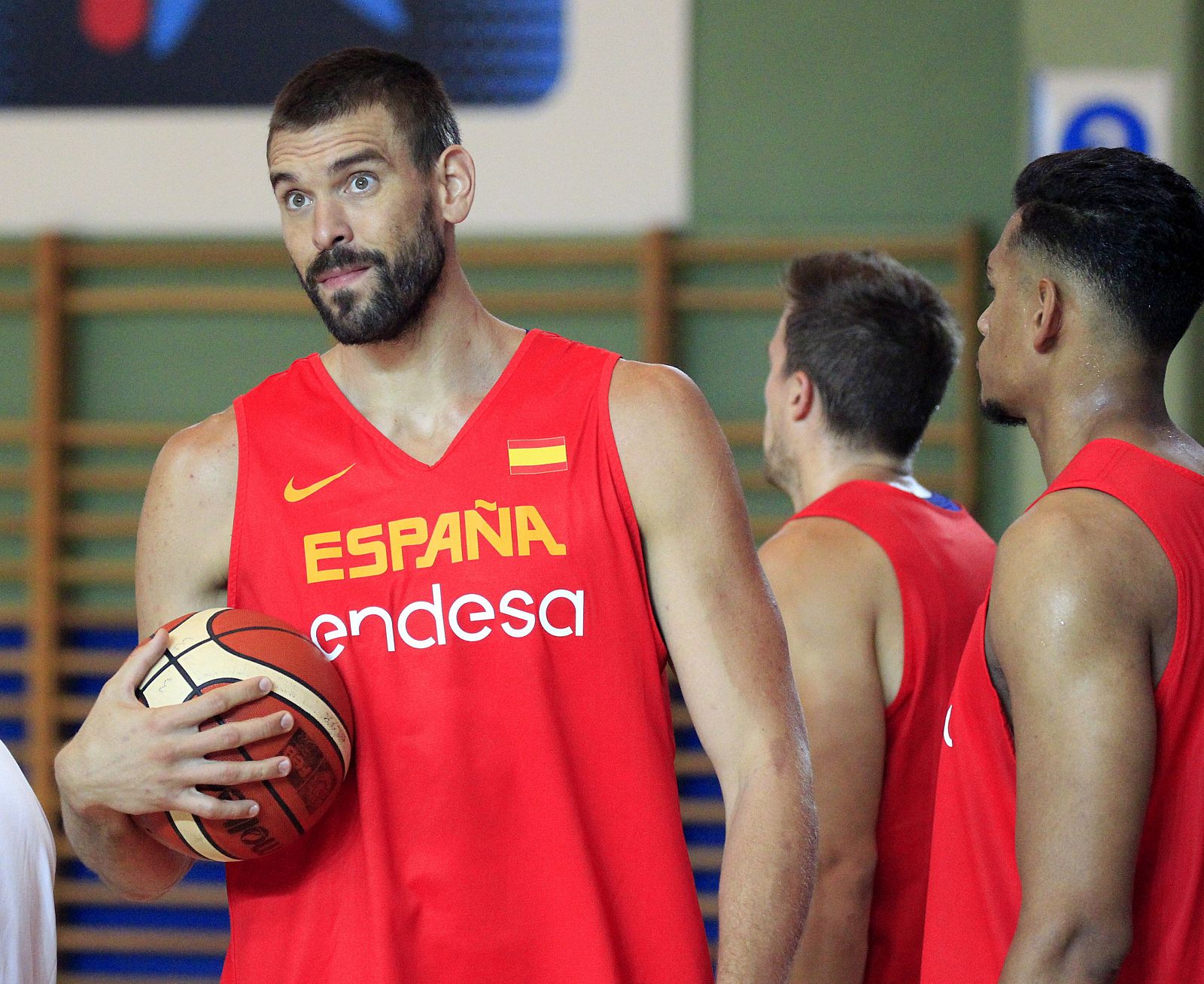 El pívot de los Memphis Grizzlies, Marc Gasol, durante el entrenamiento de la selección.