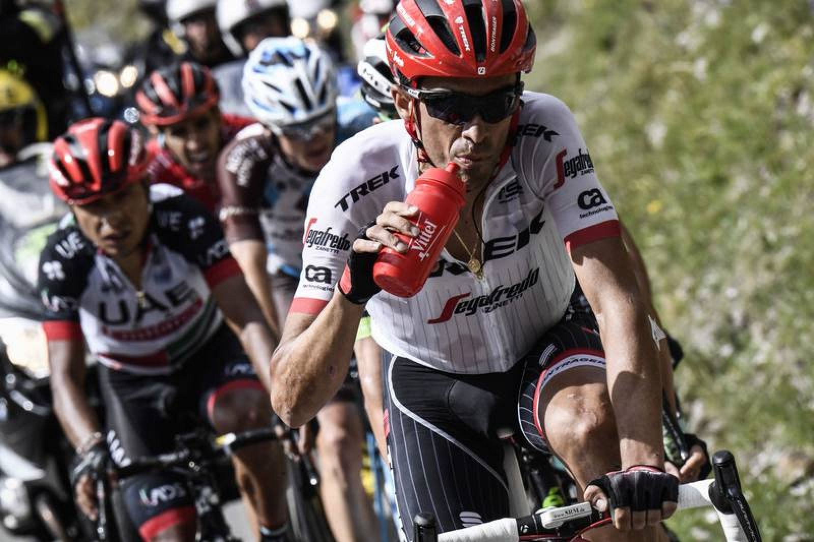 Contador, durante su último gran ataque en la 17ª etapa del Tour 2017.