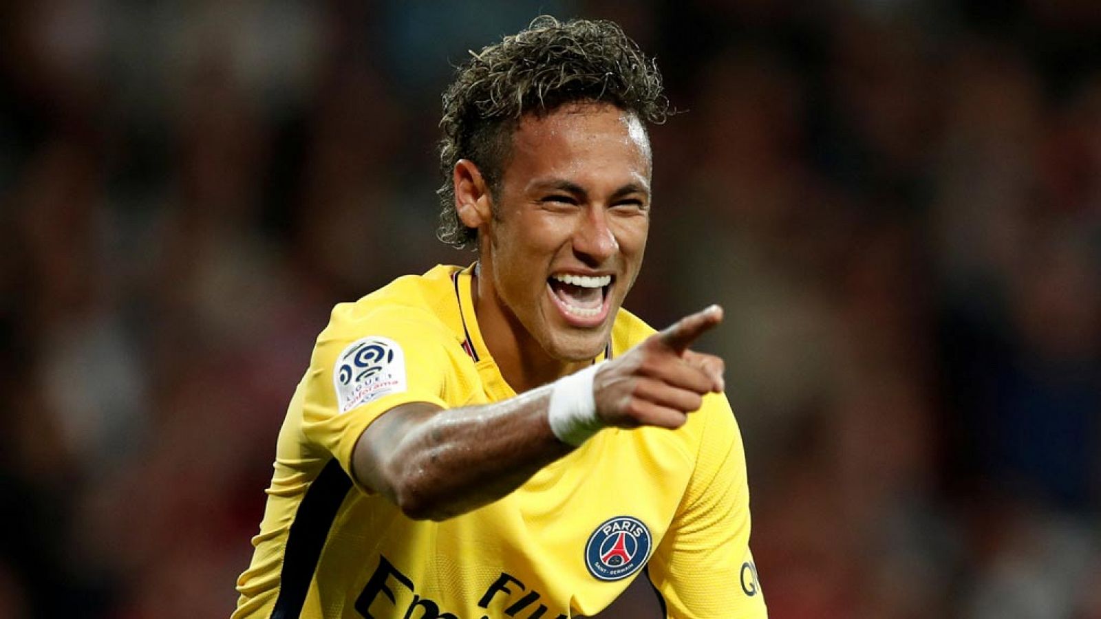 Neymar celebra su primer tanto con la camiseta del PSG