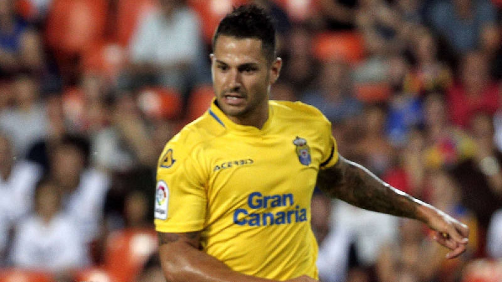 El centrocampista Víctor Machín, 'Vitolo', en el partido contra el Valencia