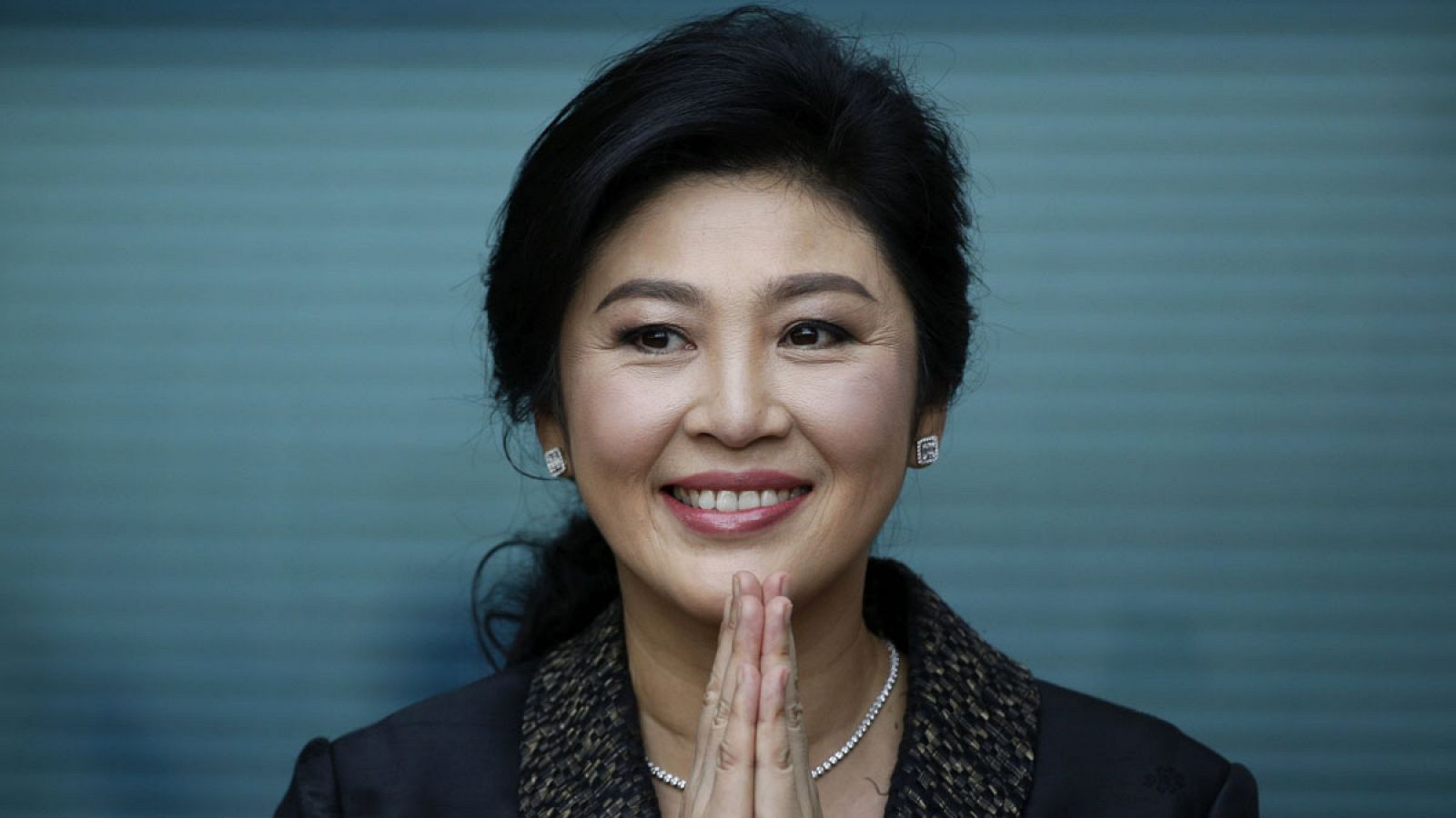 La ex primer ministra tailandesa ha huido a Dubái, según sus familiares