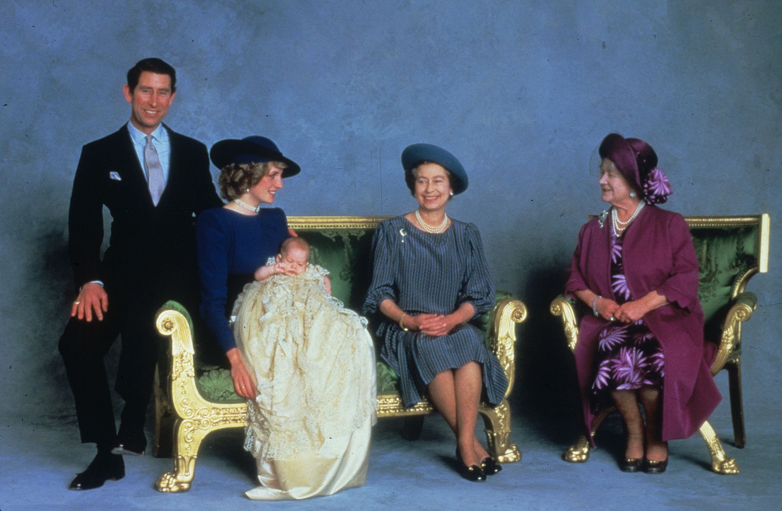 Diana de Gales - Diana de Gales durante el bautizo del prncipe Guillermo