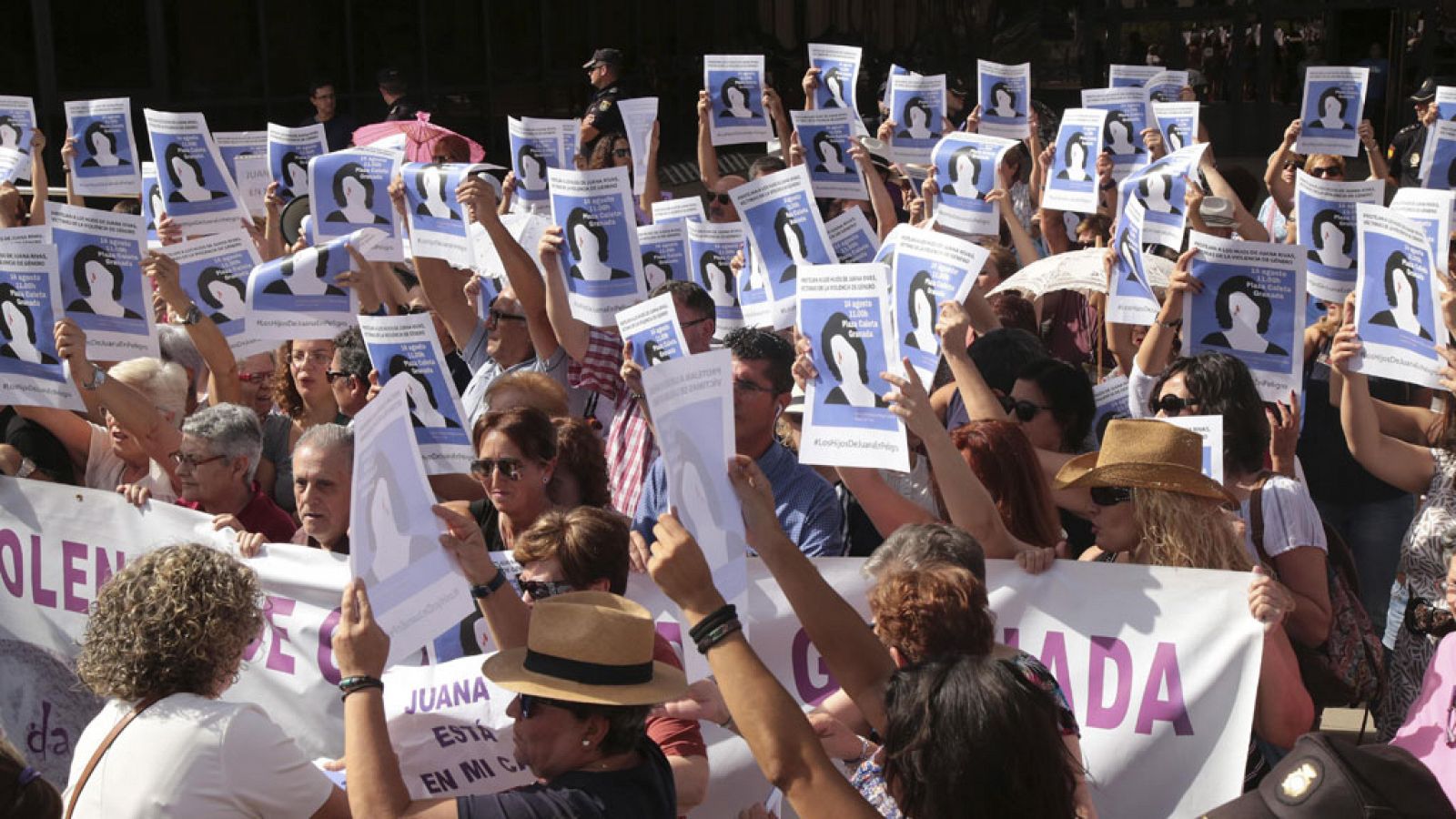 Imagen de archivo de una manifestación de apoyo a Juana Rivas el pasado mes de agosto