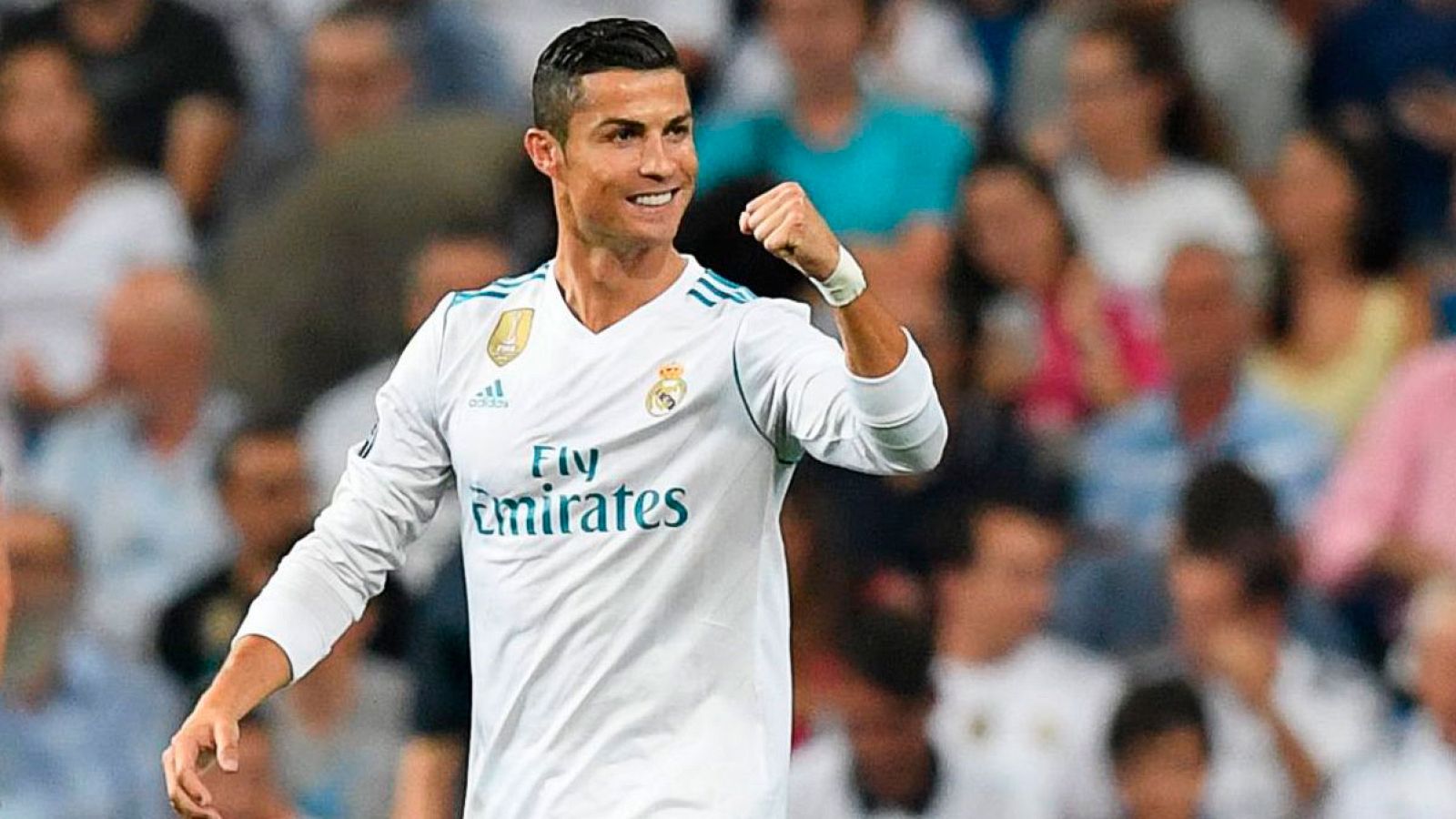 Cristiano vuleve a sonreCristiano vuleve a sonreír tras jugar con el Madrid