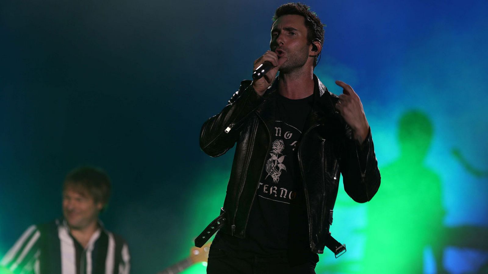 El cantante Adam Levine, líder de la banda Maroon 5, durante su actuación en la primera jornada del Rock in Río que se celebra en Río de Janeiro (Brasil).