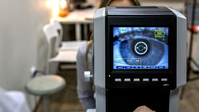 Instrumentos ópticos para examinar la vista