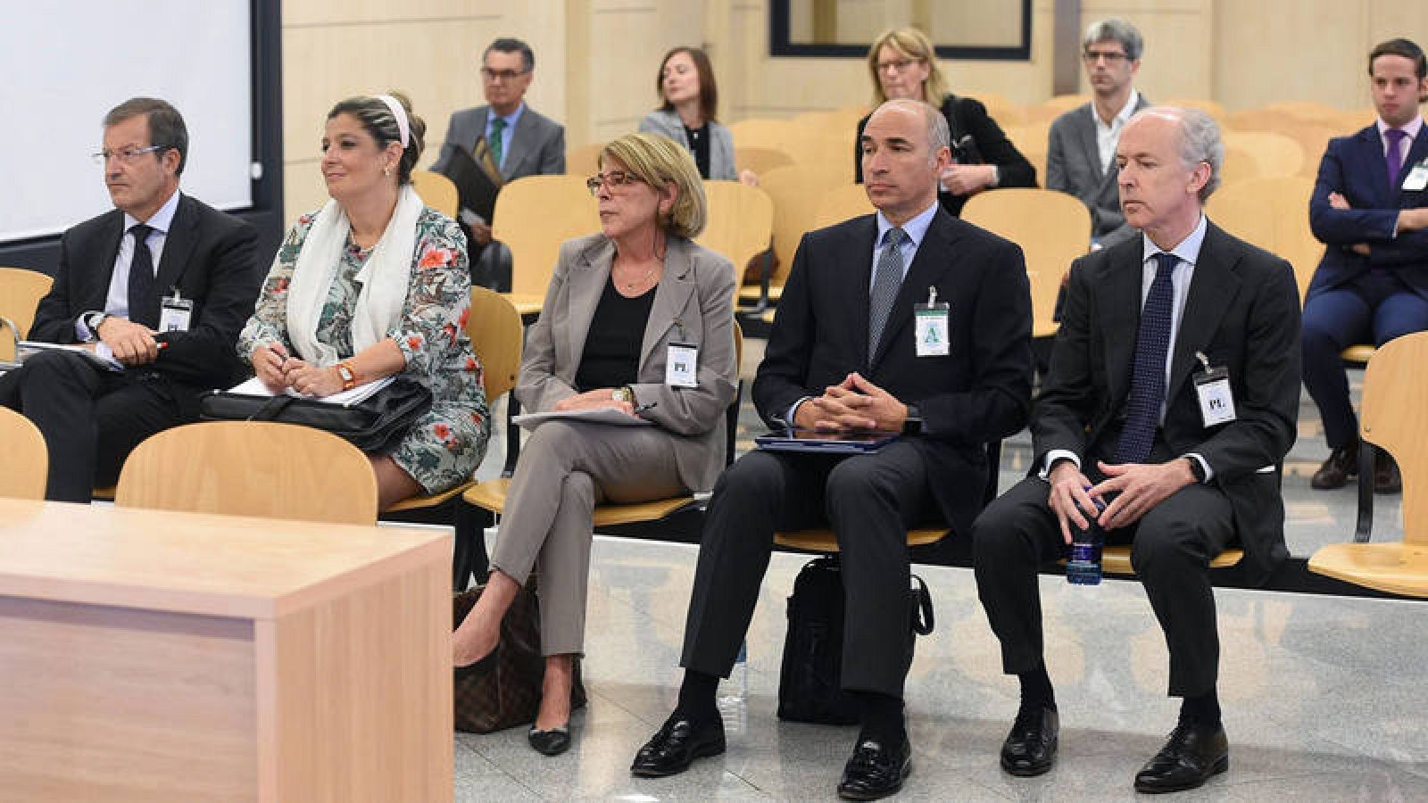 El consejero delegado de Abengoa, Manuel Sánchez Ortega (segundo por la derecha)