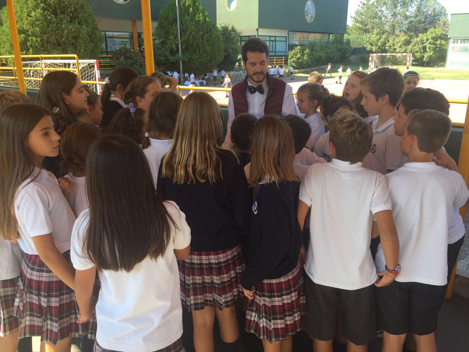 El profesor James Van der Lust recorrerá diferentes colegios de España para conocer proyectos educativos originales