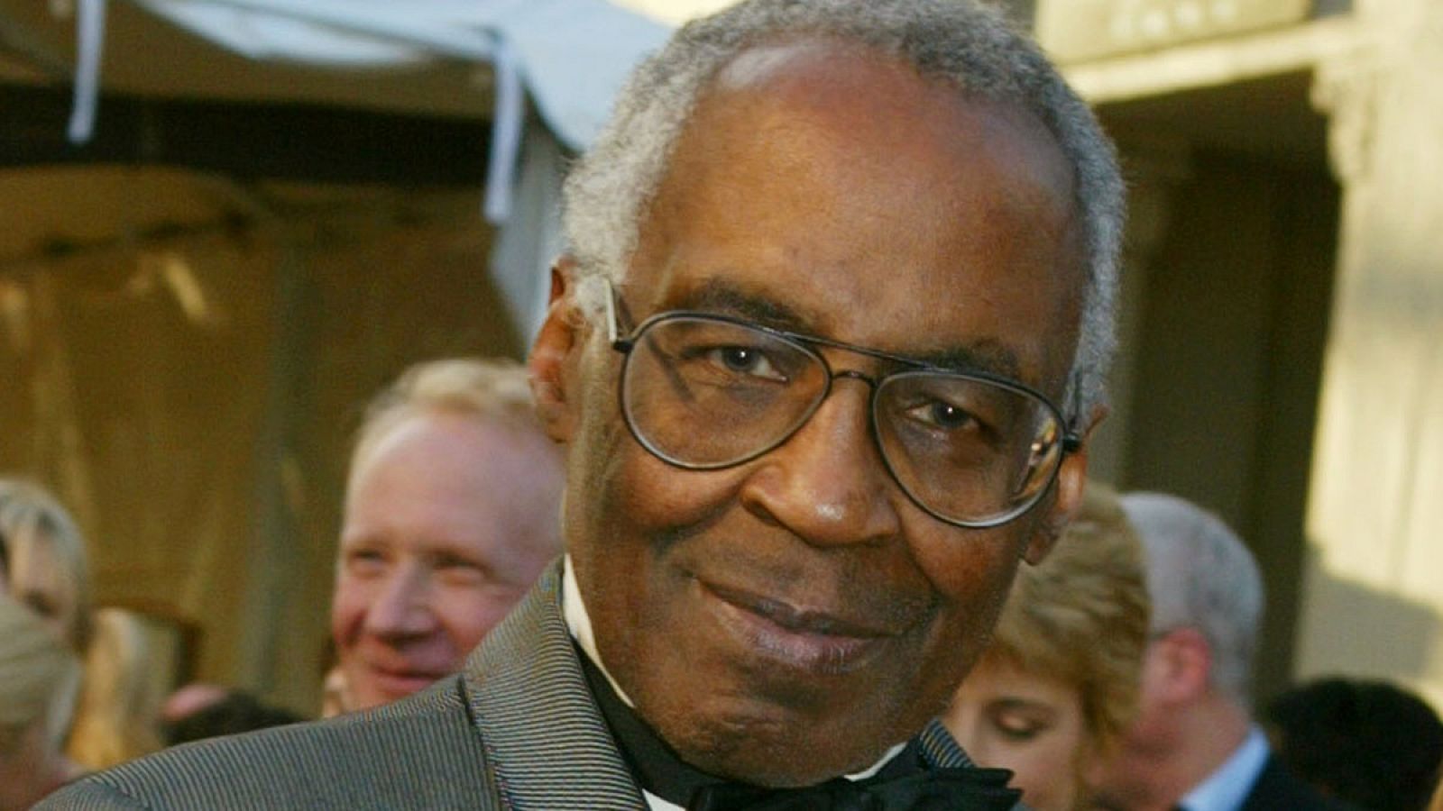 Fotografía de archivo de Robert Guillaume en una gala de ABC en 2003