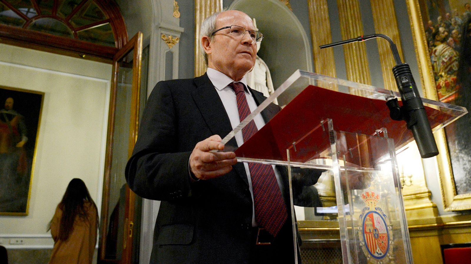 El senador del PSC José Montilla, durante una rueda de prensa en el Senado