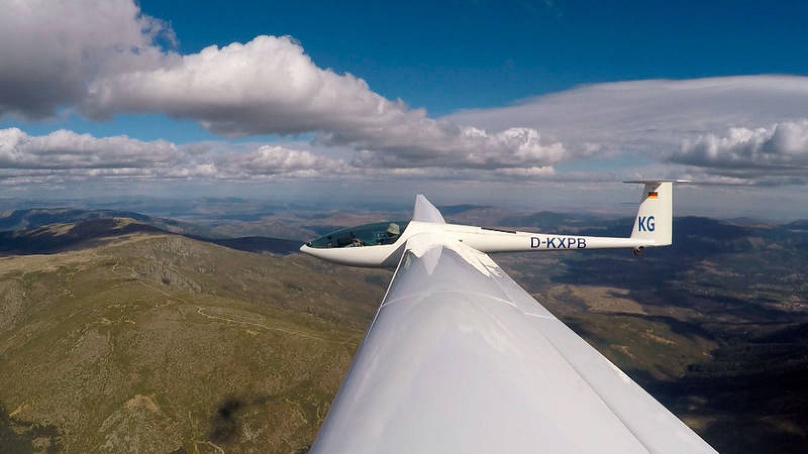   Alfredo Martín y su motovelero