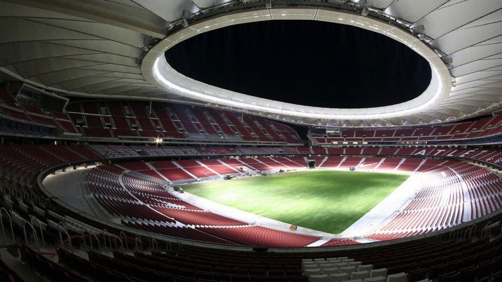 El flamante Wanda Metropolitano va a vivir su primer derbi.