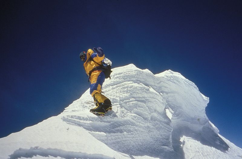 Juanito Oiarzabal en la cumbre del Annapurna