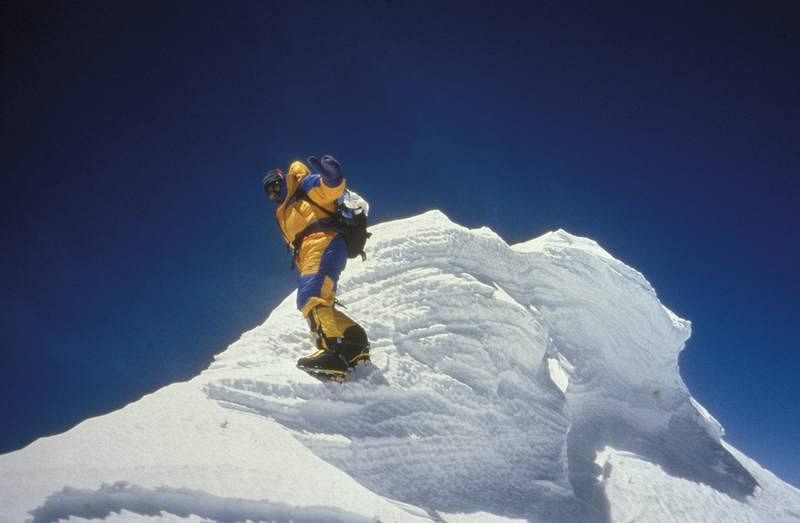 Juanito Oiarzabal en la cumbre del Annapurna