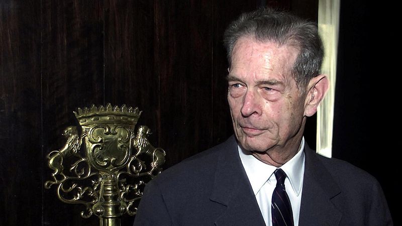 El ex rey de Rumania Miguel I, en Bucarest en 2001