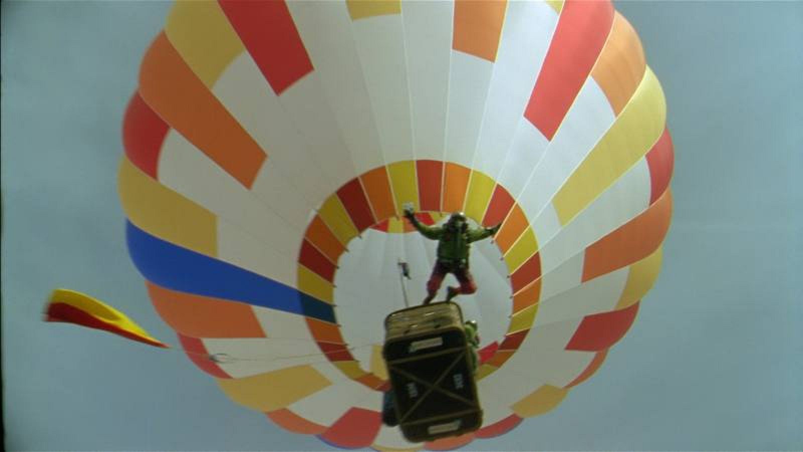 Queremos llevar nuestro globo hasta la estratosfera, más allá de las nubes y contemplar desde el cielo el espacio donde la vida es posible.