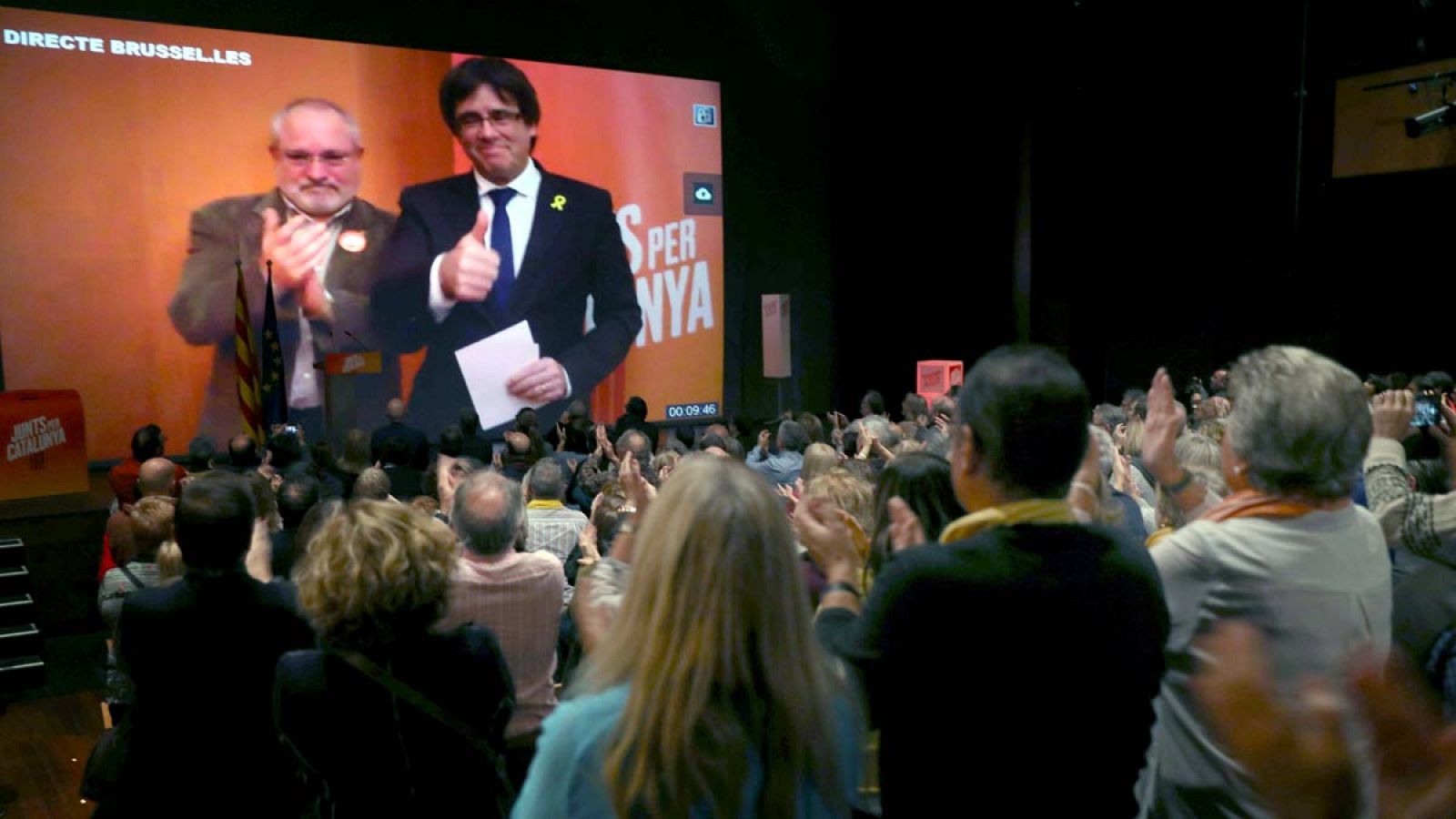 Puigdemont interviene en un acto desde Bruselas de Junts per Catalunya.