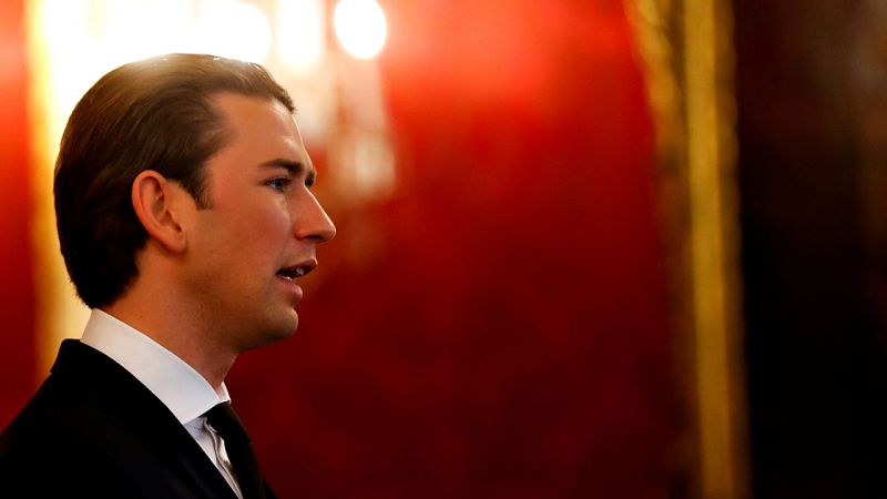 El líder de los democristianos austríacos y futuro canciller, Sebastian Kurz
