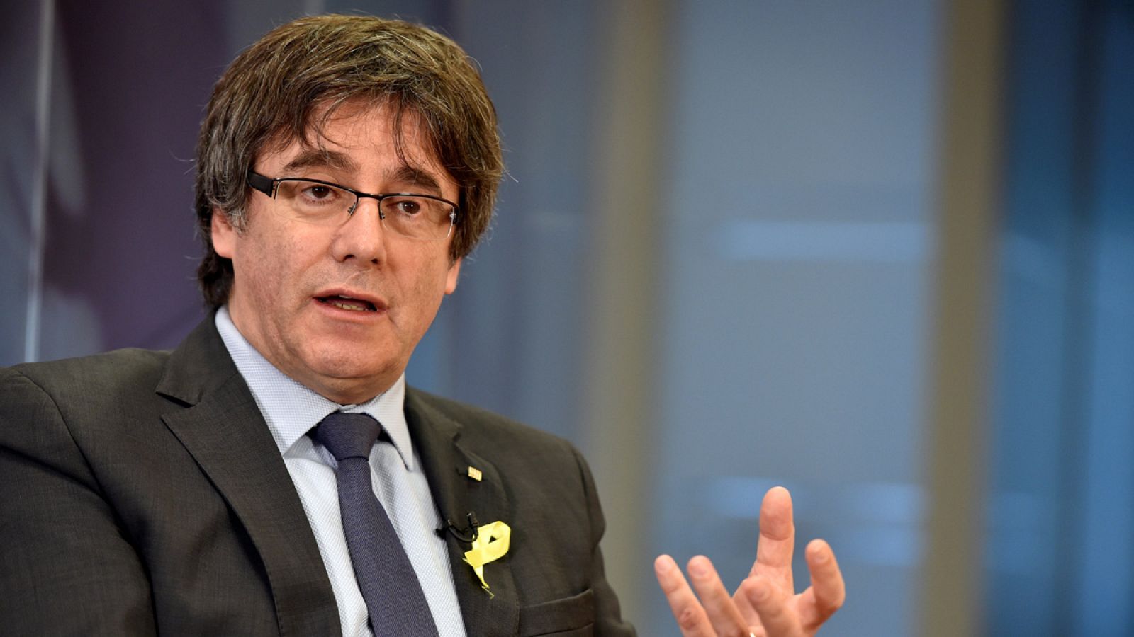 Puigdemont en una entrevista con la agencia Reuters en Bruselas