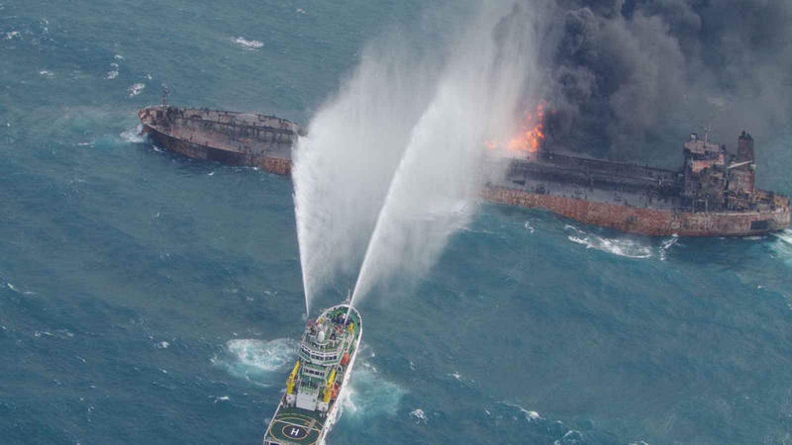 La Contaminacion Del Petrolero Sanchi Se Expande Por El Mar De China