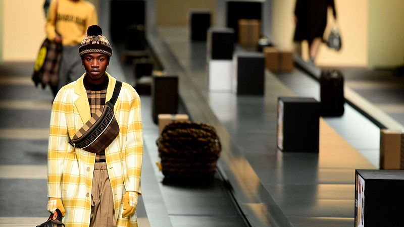 Desfile de la casa italiana Fendi que ha cerrado la Semana de la Moda de Milán.
