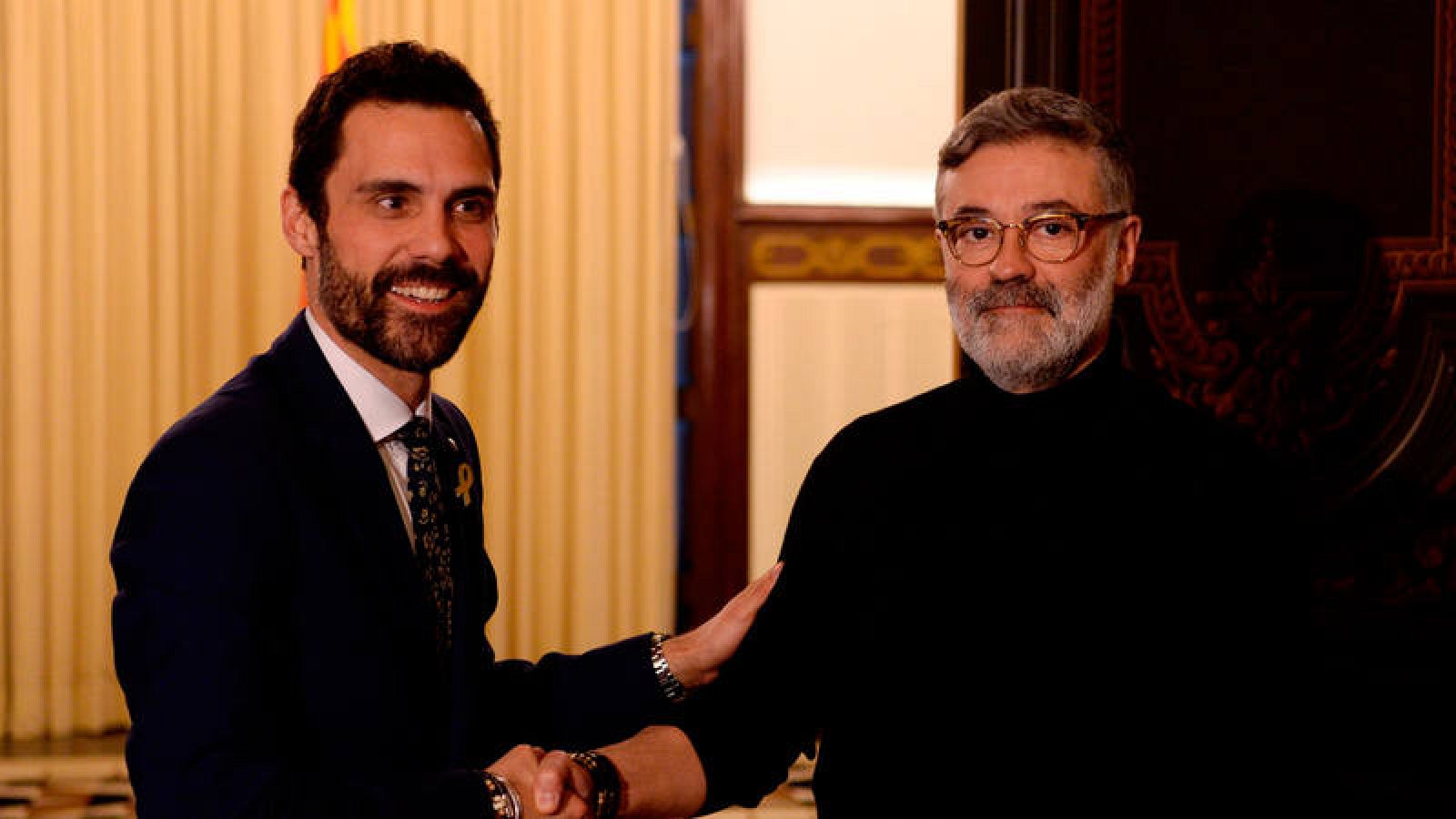 El nuevo presidente del Parlament Roger Torrent recibe al portavoz de la CUP Carles Riera 