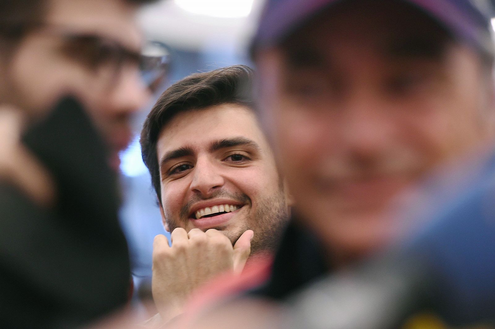 El piloto Carlos Sainz Jr, hijo del piloto Carlos Sainz, ganador del Dakar 2018.